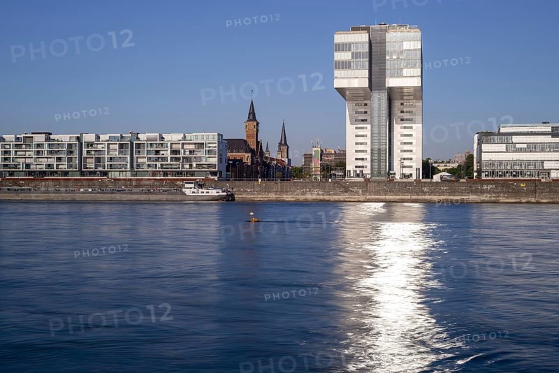 Rhein und Kranhaus Süd, Rheinauhafen, Cologne, North Rhine-Westphalia, Germany