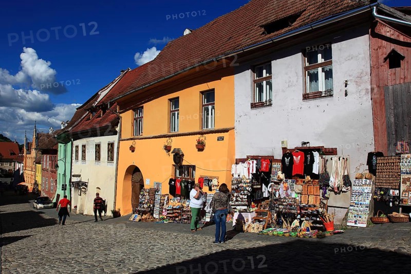 Romania, souvenir shops in the historic upper town, old town of Sighisoara, German Sighisoara, town in Mures district in Transylvania, UNESCO World Heritage Site