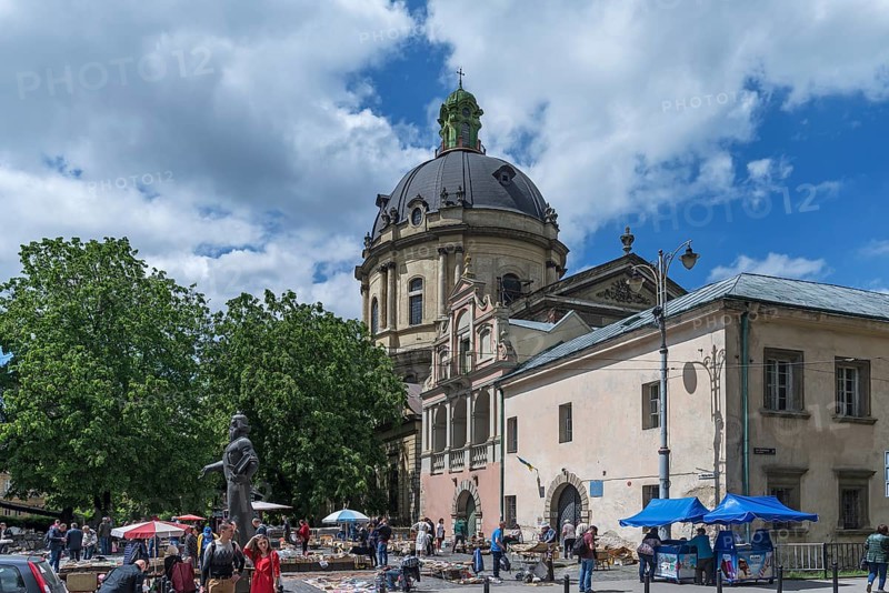 Flea market on the square in front of the Dominican Cathedral, Lviv, Ukraine