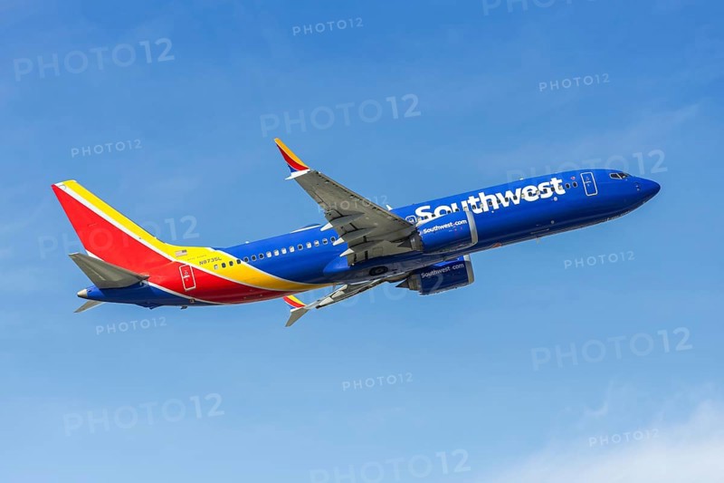A Southwest Airlines Boeing 737 MAX 8 aircraft with license plate N8735L at Fort Lauderdale airport, United States
