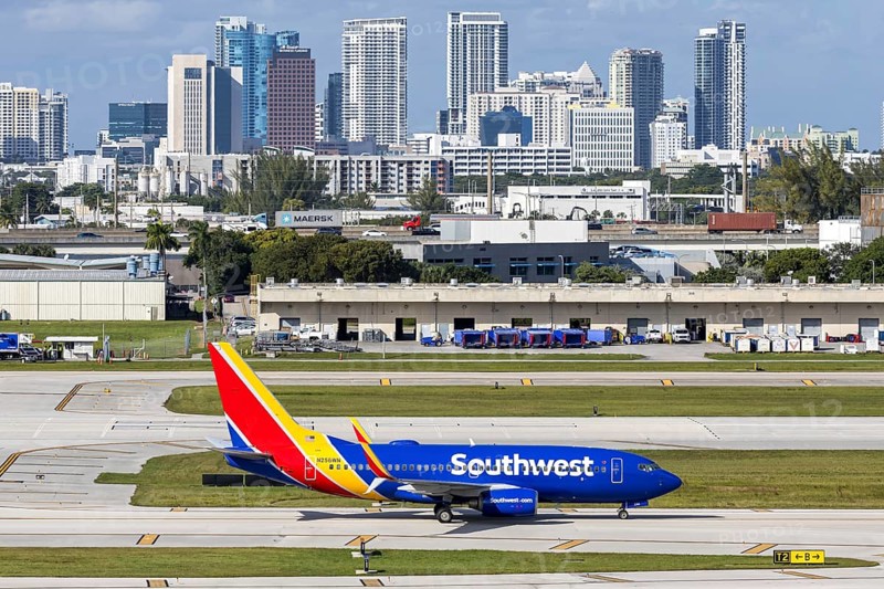 A Southwest Airlines Boeing 737-700 aircraft with license plate N256WN at Fort Lauderdale airport, United States