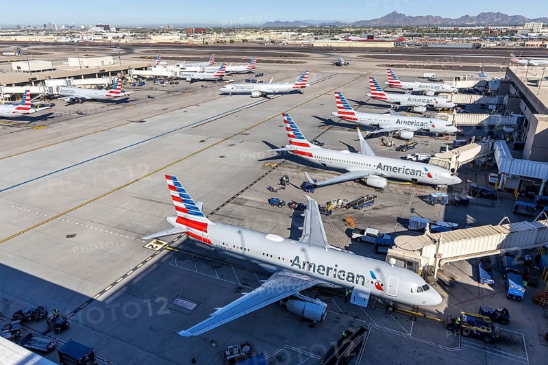 Boeing and Airbus American Airlines aircraft with license plate N604AW at Phoenix airport, USA