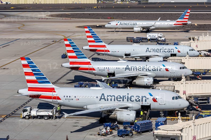American Airlines Airbus aircraft with license plate N700UW at Phoenix airport, United States