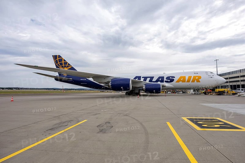 An Atlas Air Boeing 747-8F aircraft with the license plate N860GT at the airport in Stuttgart, Germany