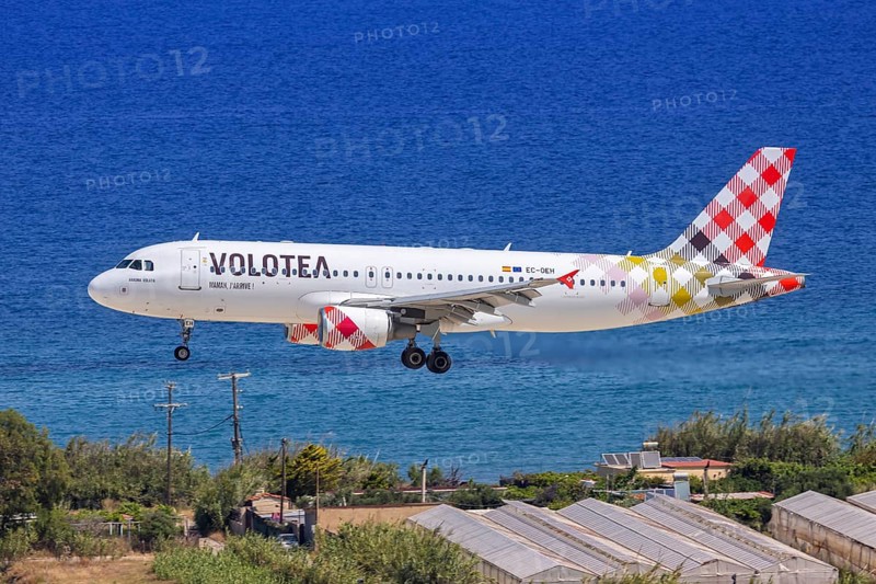 A Volotea Airbus A320 aircraft with the EC-ÖH license plate at Rhodes airport, Greece