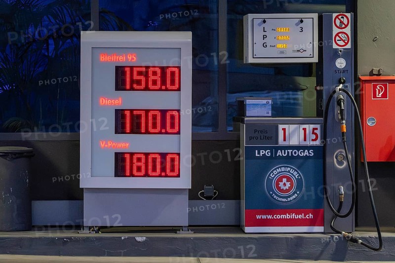 Petrol station prices and LPG, Spiez, Switzerland