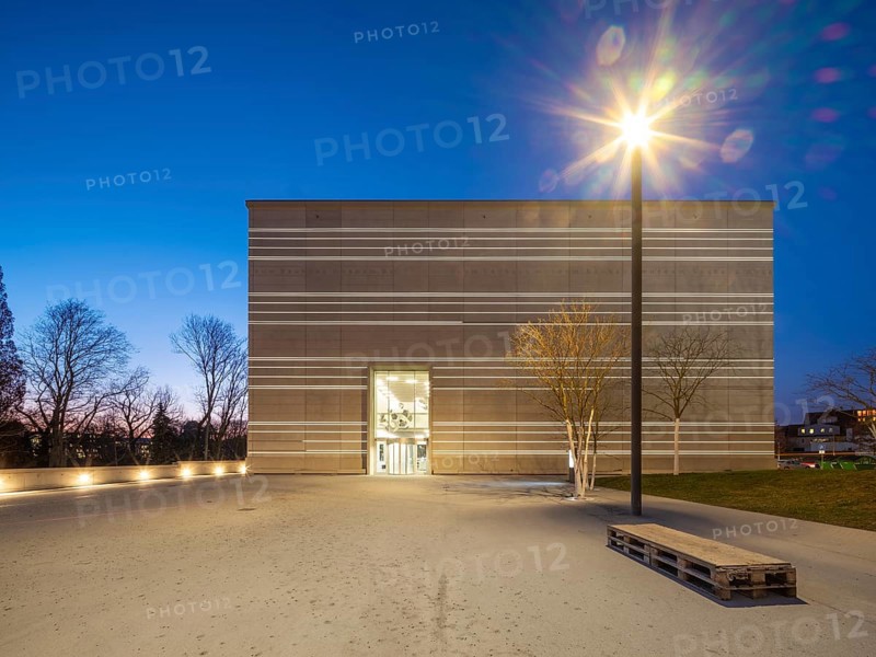 Bauhaus Museum Weimar, night view, Weimar, Thuringia, Germany