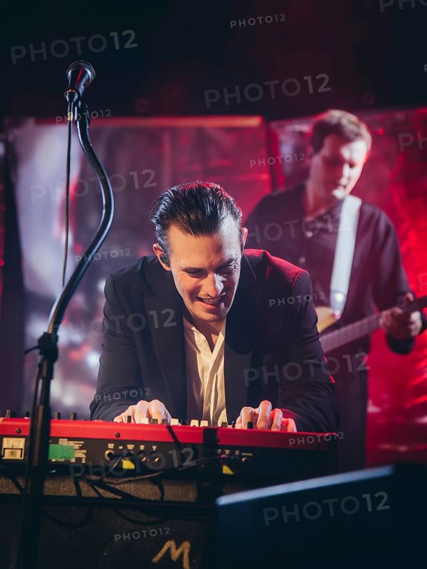 Pianist Johannes Aue from Billions live on 10 years of cocaine and raspberry ice cream tour 2026 in Berlin's ballroom Kreuzberg on 05.02.2026