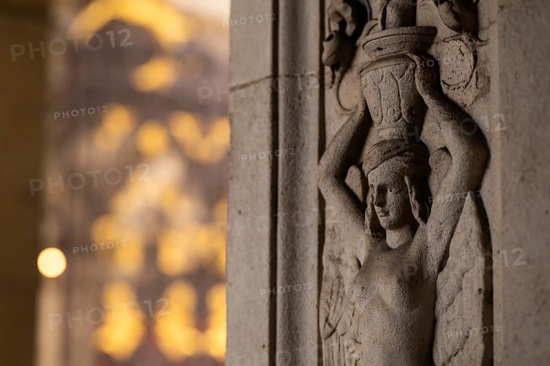 Decorative bas-relief depicting woman wearing vase on her head, Royal Academy of Arts, Art Gallery and Academy of Arts, Burlington House, Piccadilly, London, England, Great Britain