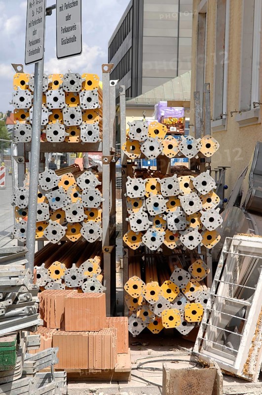 Ceiling supports, steel columns, construction supports on a construction site