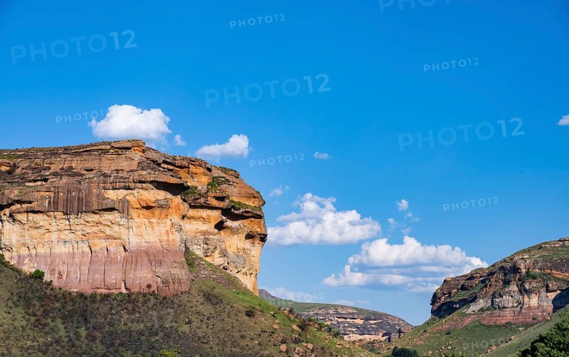 Grassland with sandstone cliffs and cliffs, landscape in Golden Gate Highlands National Park, Free State, South Africa