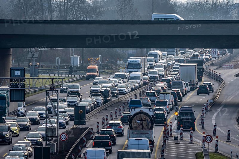 Traffic jam on the A43 motorway near Herne, left heading north, in front of the barrier system, the vehicles heavier than 3.5 t stops, traffic jam on the construction site towards Bochum, North Rhine-Westphalia, Germany