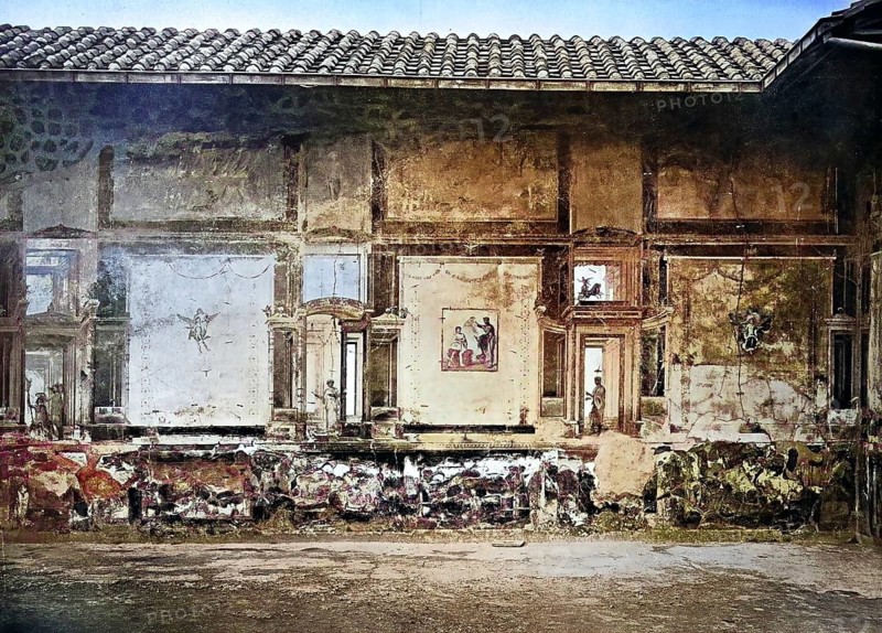 Historisches Foto (ca 1880) von Pompeii, Aqua Augusta oder Serino Aqüduct, Acqüdotto Romano del Serino, Italien / Historical photo of Pompeii, Aqua Augusta or Serino Aqüduct, Italy, Historical, digitally restored reproduction of an original from the 19th century, exact original date unknown, subsequently coloured