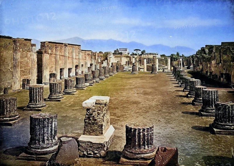 Historic photo (ca 1880) der Ruinen von Pompeii, die Basilika, Italien / Historic photo of Ruins of Pompeii, the basilica, Italy, Historic, digitally restored reproduction of an original from the 19th century, exact original date unknown, subsequently coloured