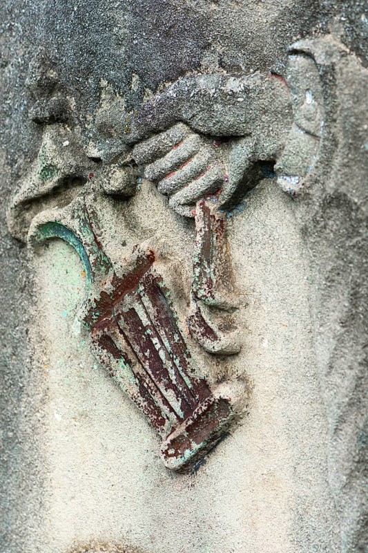 Coloured relief of a Levite pot on a tombstone, Jewish cemetery, since 1866, Czernowicz, Bukovina, Ukraine