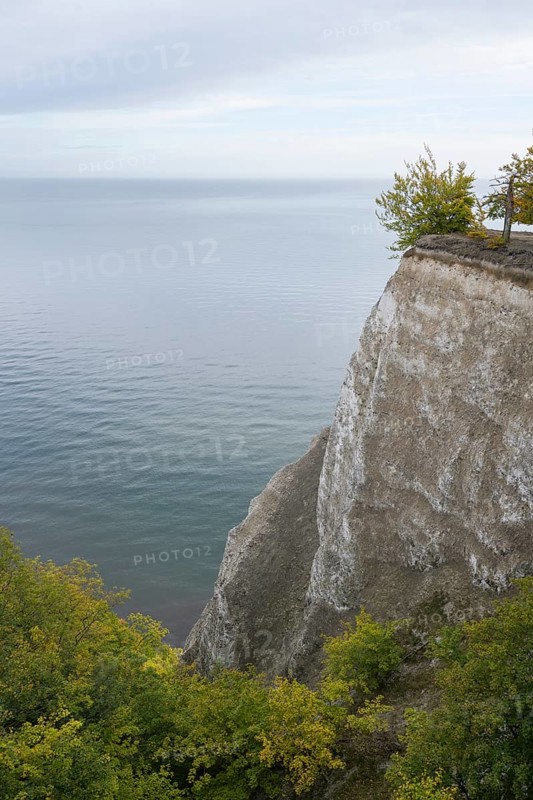 View of Königsstuhl chalk cliffs and Baltic Sea, Jasmund National Park, Sassnitz, Rügen island, Baltic Sea, Mecklenburg-Western Pomerania, Germany