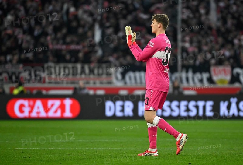 Goalkeeper Alexander Nuebel VfB Stuttgart (33) Gesture Gesture Football Bundesliga, MHPArena, MHP Arena Stuttgart, Baden-Württemberg, Germany