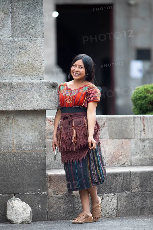 Mayan woman from the K'iché people in traditional dress, Parque Centroamérica or Parque Central, Quetzaltenango or Xela, Quetzaltenango Province, Guatemala