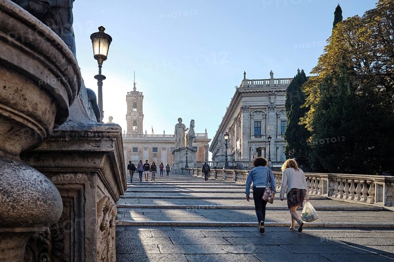 Staircase leading to the Capitoline Square, Statues of the Dioscuri Castor and Pollux, Piazza di Campidoglio in the morning light, Palazzo Senatorio, Palazzo dei Conservatori, Rome, Lazio, Italy