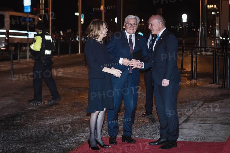 Frank-Walter Steinmeier and woman Elke Büdenbender are welcomed by Kai Wegner on arrival for dinner in honor of the Honorary Citizen of Berlin, Federal President Frank-Walter Steinmeier, given by Kai Wegner, Governing Mayor of Berlin, at Berlin's Red Town Hall on 28.01.2026