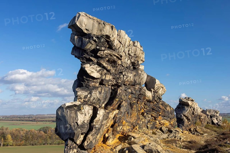 Teufelsmauer, Devil's Wall, eroded sandstone rock formation Mittelsteine near Weddersleben in the Harz Mountains, Saxony-Anhalt, Germany