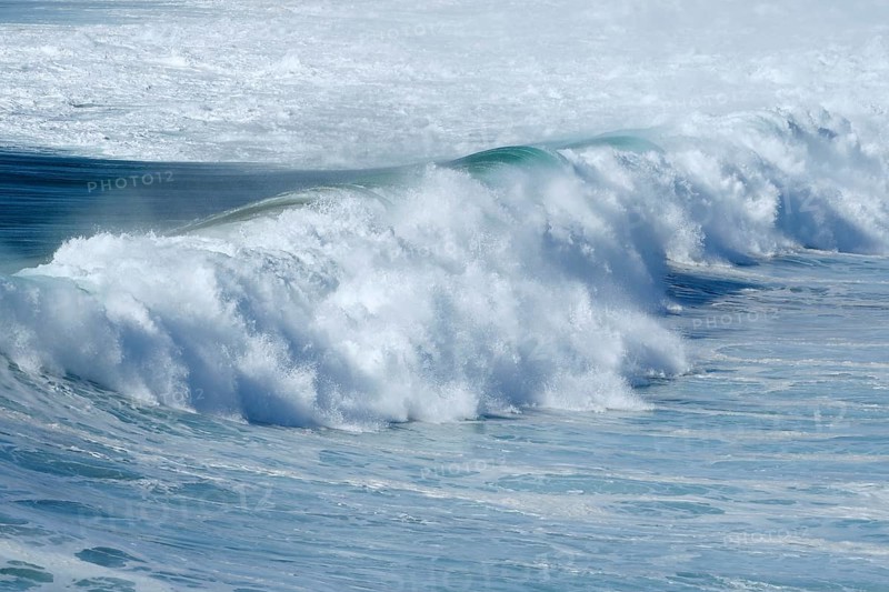 Breaking wave, Atlantic Ocean, Sagres, Algarve, Portugal
