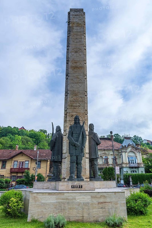 Horea, Closca and Crisan statue by sculptor Ion Vasiliu, depicting the three leaders of the peasant uprising of 1784-1785, Cluj-Napoca, Transylvania, Romania