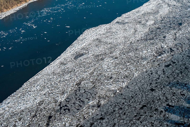 Ice, water, river, Elbe, ice floe, pancake ice cream, many, aerial view, Schleswig-Holstein, Lower Saxony, Germany