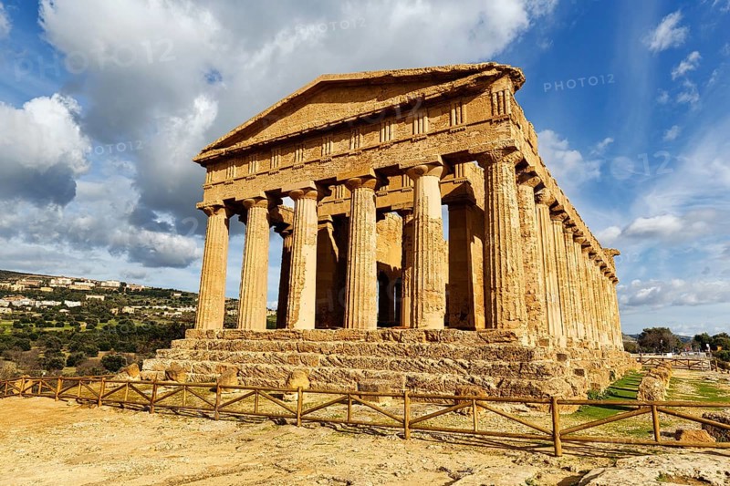 Temple of Concordia, Doric Temple, Valley of the Temples, Agrigento, Sicily, Italy