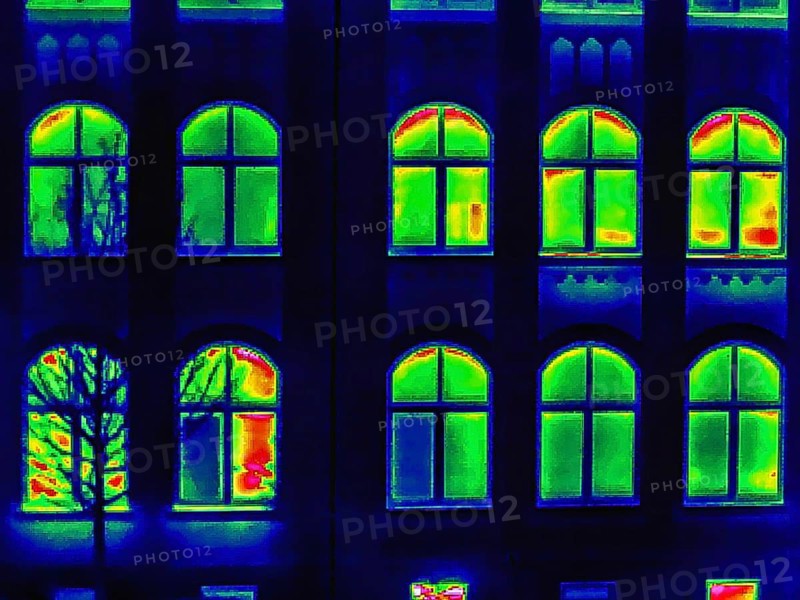 Thermal image or thermography, symbolic photo, interpolated. The photo shows areas of heat loss in a building. Stuttgart, Baden-Württemberg, Germany
