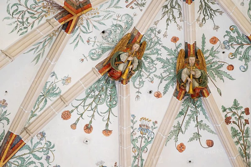 Trombone angel, vaulted ceiling with plant frescoes, choir room, Blaubeuren Abbey, Swabian Jura, Baden-Württemberg, Germany