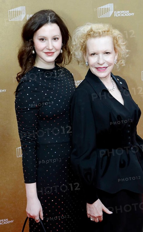 Leonille Wittgenstein and her mother Sunnyi Melles arriving at the European Film Awards at the House of World Cultures in Berlin on 17.01.2026