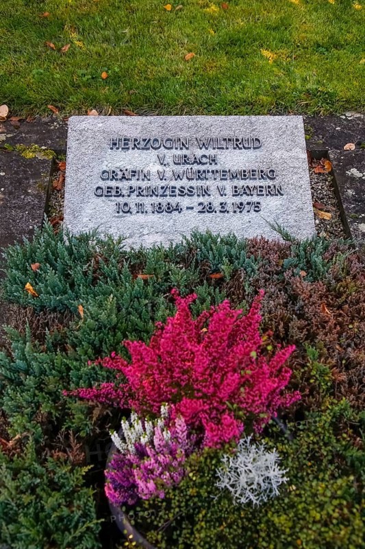 Tombstone of Duchess Wiltrud of Urach, Countess of Württemberg, née Princess of Bavaria, 1884 to 1975, cemetery, grave, memorial stone, writing, letters, Großengstingen, municipality of Engstingen, Reutlingen district, Swabian Alb, Baden-Württemberg, Germany