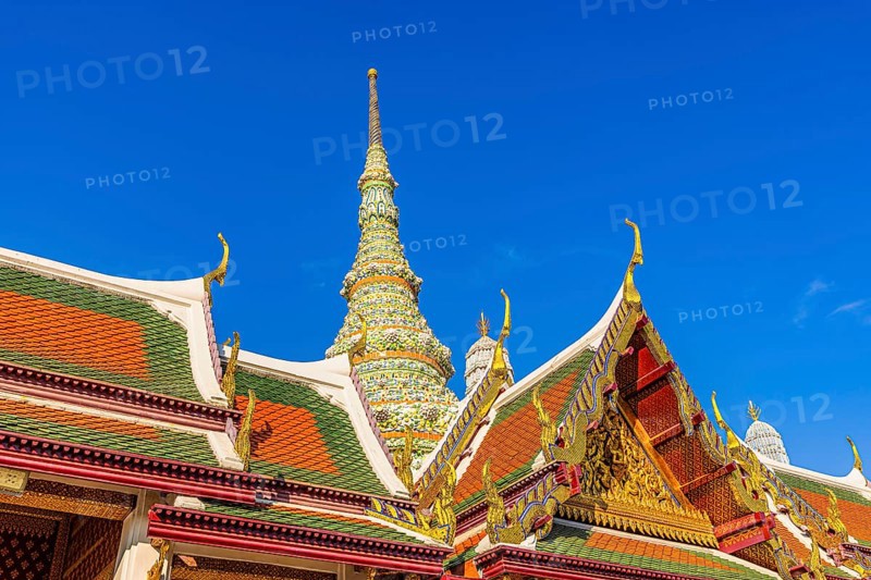 The Grand Royal Palace, Wat Phra Kaeo Buddhist Temple, overlapping roofs with curved chofas, Chedi Temple Tower, Phra Nakhon, Bangkok, Thailand's metropolis, Thailand