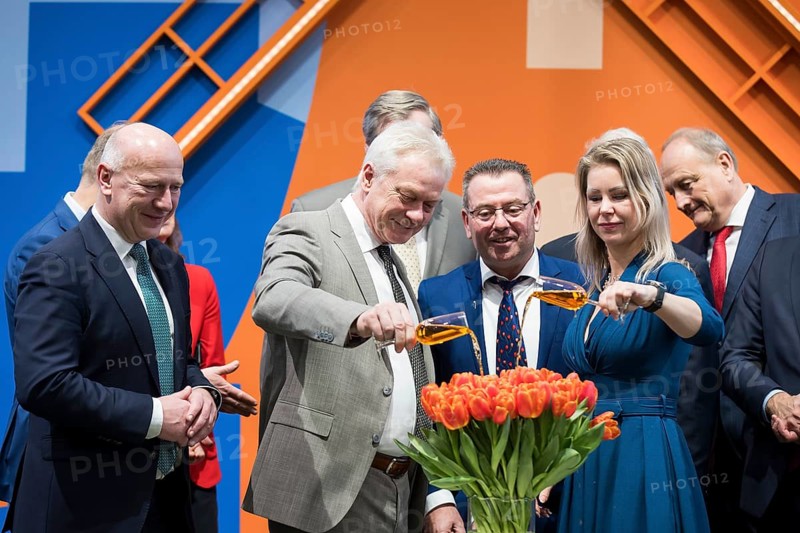 Alios Rainer (Federal Minister of Agriculture, Food and Home Affairs) and Femke Marije Wiersma (Minister of Agriculture, Food Security, Fisheries and Nature) christen the Tulip Berlin Jubilee with their drinks in the hall of the Netherlands during the opening tour of the Green Week at the exhibition grounds in Berlin on 16 January 2026. The trade fair for the agricultural and food industry will take place from 16-25 January 2026