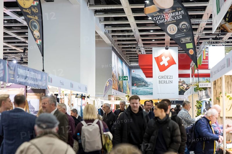 Visitors in front of Switzerland's stand at Green Week at the exhibition center in Berlin on 16.01.2026. The Agricultural and Food Industry Fair will take place from January 16-25, 2026