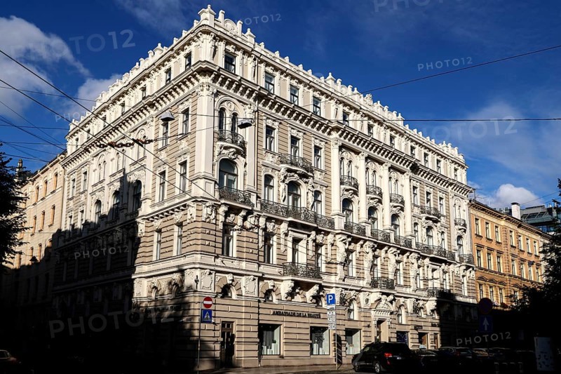 Art Nouveau building on Elizabeth Street in Riga with an artistic façade, Riga, Vidzeme, Latvia