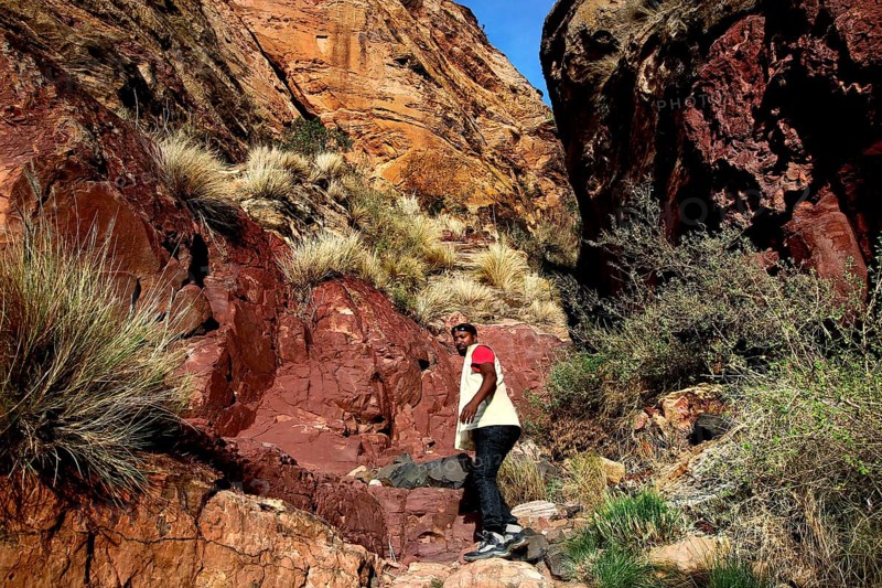 Mountain guides climbing through rocky terrain in the Gheralta Mountains, zero