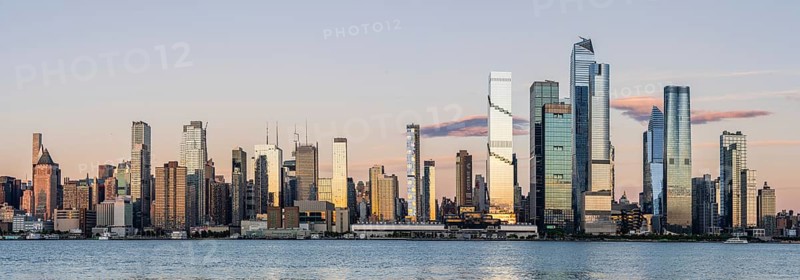 Hudson Yards sunset skyline, Weehawken Waterfront Park, Hoboken, New York, USA