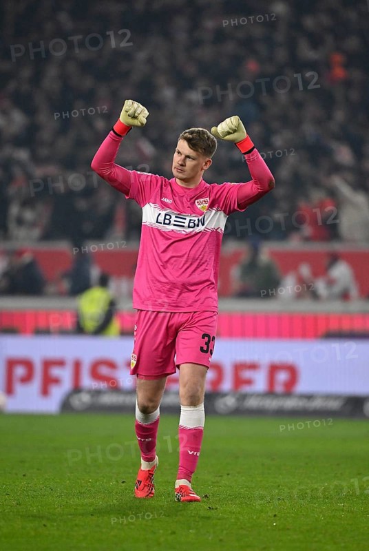 Goalkeeper Alexander Nübel VfB Stuttgart (33) Goal celebration Gesture Gesture MHPArena, MHP Arena Stuttgart, Baden-Württemberg, Germany