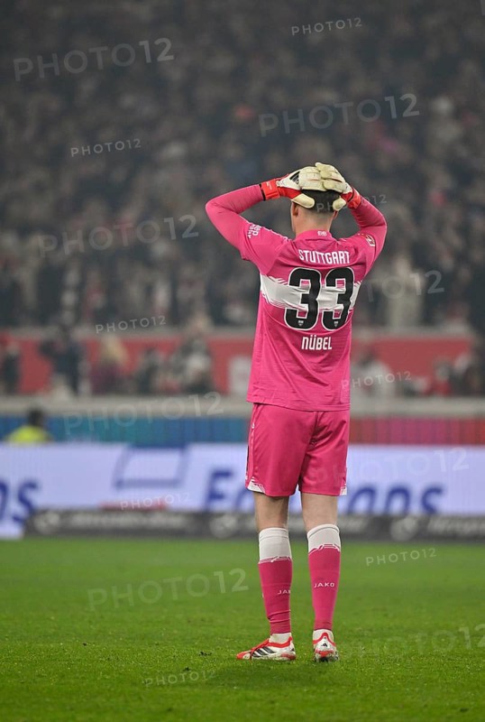 Goalkeeper Alexander Nübel VfB Stuttgart (33) disappointed Gesture Gesture MHPArena, MHP Arena Stuttgart, Baden-Württemberg, Germany