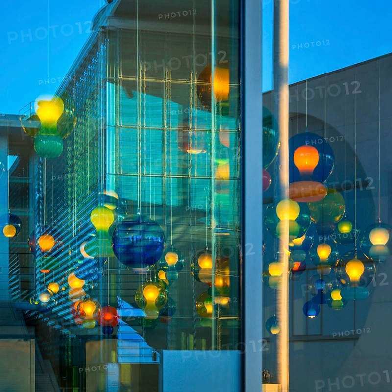 Artistic lamp installation with window reflection of the Marie-Elisabeth-Lüders House, art, abstract, government district, Berlin