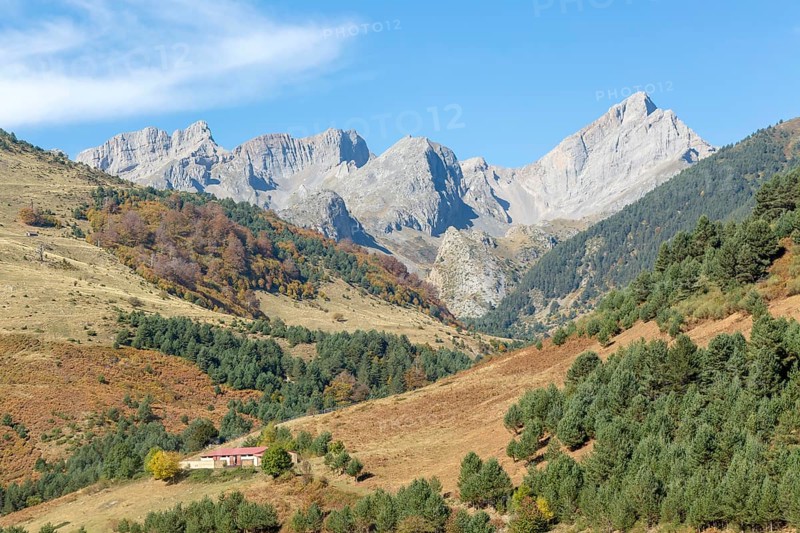 Mountain landscape Guarrinza - La Mina, Aragon Subordan river valley, Parque Natural Valles Occidentales, Hecho, Pyrenees Mountains, Aragon, Spain