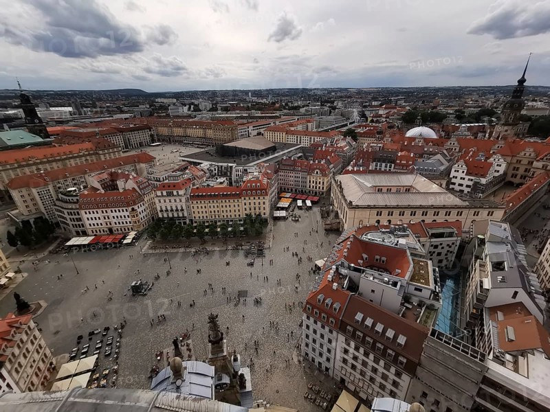 Extensive view of Dresden from above, with many historic buildings, Dresden