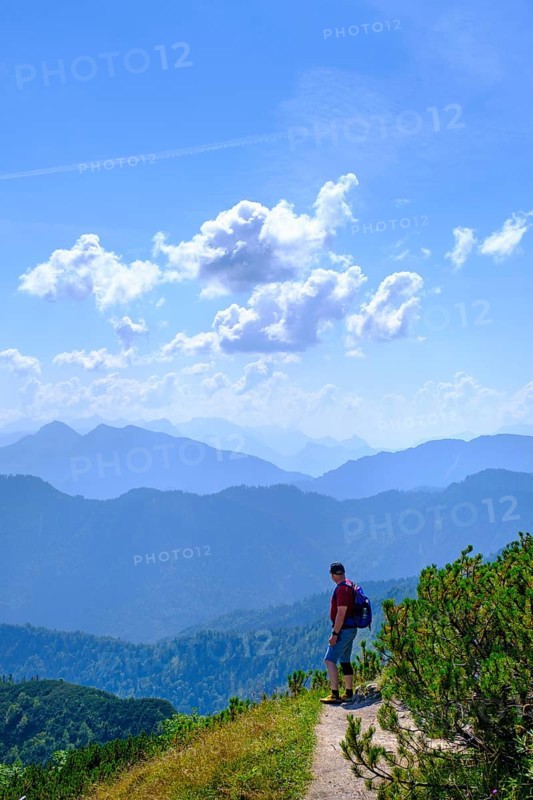 Hikers, mountaineers on Hochfelln, summit, near Bergen, Chiemgau, Upper Bavaria, Bavaria, Germany