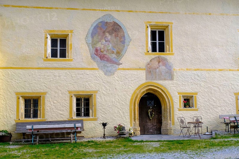 Mesnerhaus, Wehrkirche St. Leonhard ob Tamsweg, Tamsweg, Lungau, Salzburg state, Austria