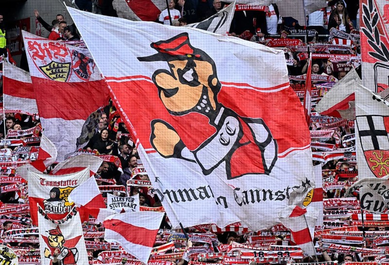 Fan block, fans, fan curve, flags, atmosphere, atmospheric Ultras Commando Cannstatt Cannstatt Cannstatt curve VfB Stuttgart soccer Bundesliga, MHPArena, MHP Arena Stuttgart, Baden-Württemberg, Germany