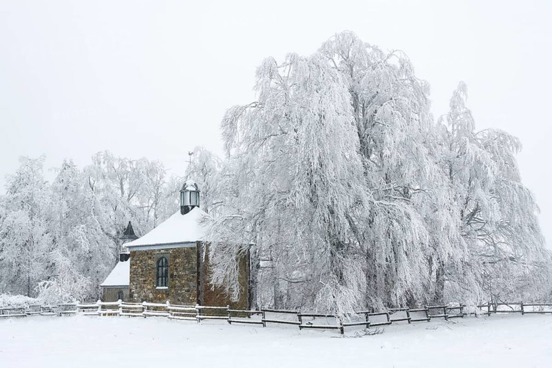 Fischbach chapel, winter, High Fens, Hautes Fagnes, Ardennes, Belgium