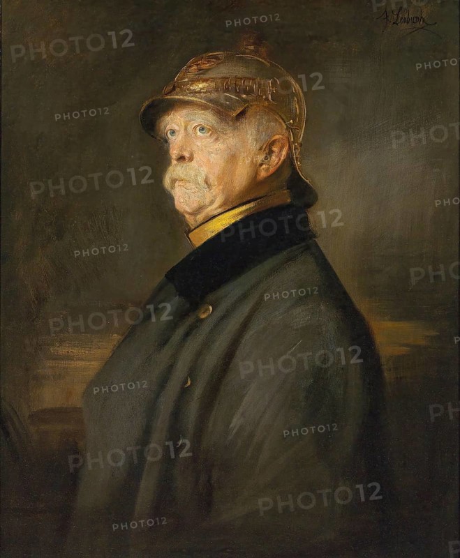 Painting, Reproduction of the painting, Work of art, Historical, Franz Seraph Lenbach, since 1882 Knight of Lenbach (born 13 December 1836 in Schrobenhausen, died 6 May 1904 in Munich), German painter, Munich prince of painters. May 1904 in Munich), German painter, Munich painter prince, here his work:, Portrait of Otto von Bismarck (1870), Otto Eduard Leopold von Bismarck-Schönhausen, from 1865 Count von Bismarck-Schönhausen, from 1871 Prince von Bismarck, from 1890 also Duke of Lauenburg (* 1. April 1815 in Schönhausen (Elbe), died 30 July 1898 in Friedrichsruh near Aumühle), was a German politician and statesman, profile of a man in military uniform with helmet, serious look and dark shadows