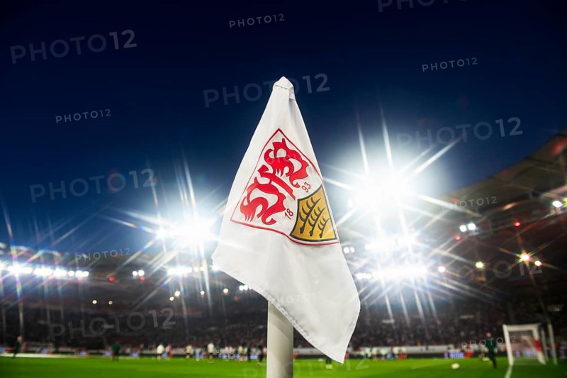 Corner flag with coat of arms, logo, VfB Stuttgart, floodlight, star effect, interior, feature, soccer UEFA Europa League, MHPArena, MHP Arena Stuttgart, Baden-Württemberg, Germany